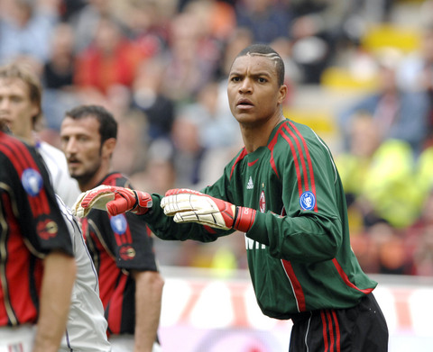 足球欧洲杯预选赛出现惊天逆转